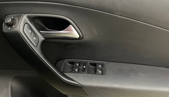 2016 Volkswagen Polo GT TSI AT, Petrol, Automatic, 73,989 km, Driver Side Door Panels Control