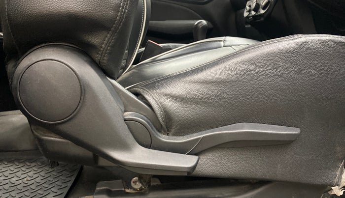 2021 Maruti Swift VXI, Petrol, Manual, 58,006 km, Driver Side Adjustment Panel