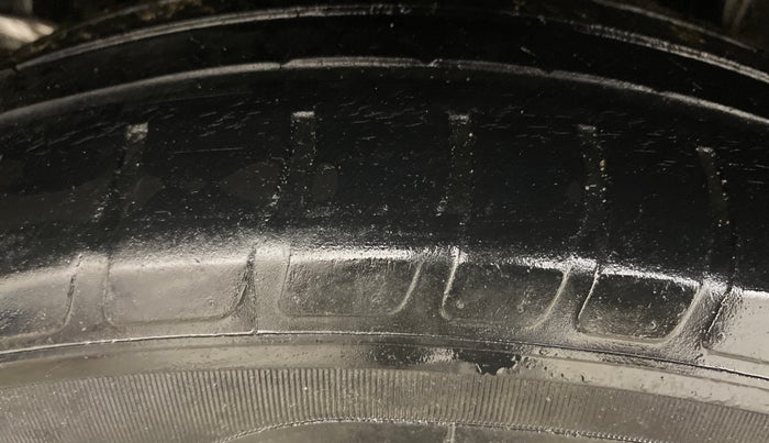 2021 Maruti Swift VXI, Petrol, Manual, 58,006 km, Right Rear Tyre Tread