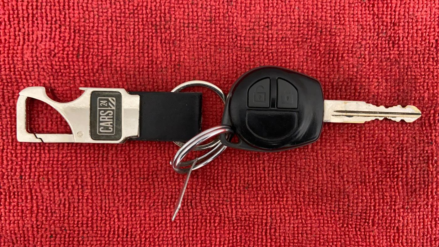 2014 Maruti Wagon R 1.0 VXI, Petrol, Manual, 63,214 km, Key Close Up