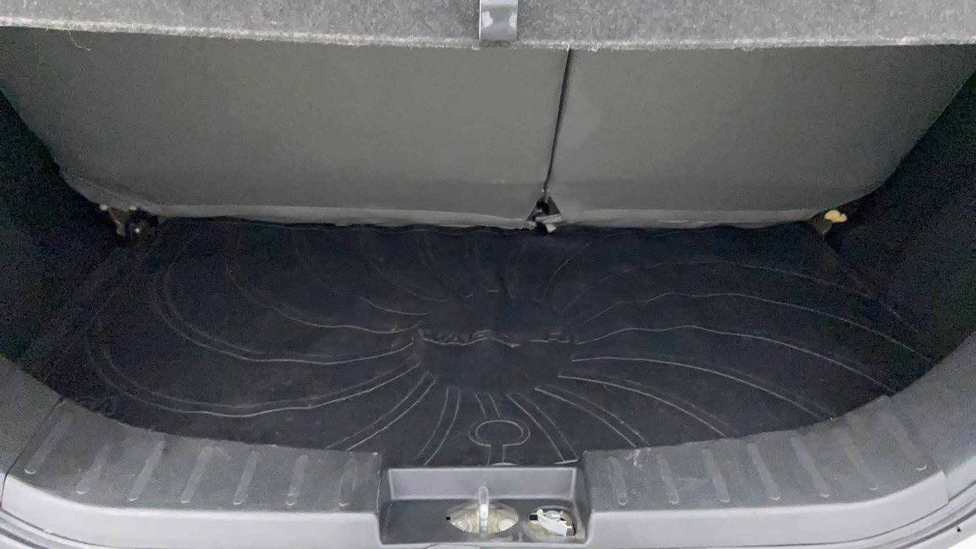 2014 Maruti Wagon R 1.0 VXI, Petrol, Manual, 63,214 km, Boot Inside