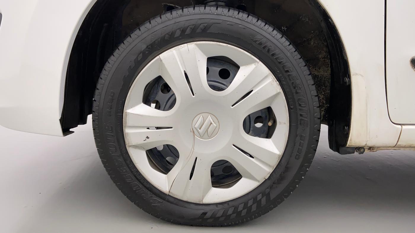 2014 Maruti Wagon R 1.0 VXI, Petrol, Manual, 63,214 km, Left Front Wheel