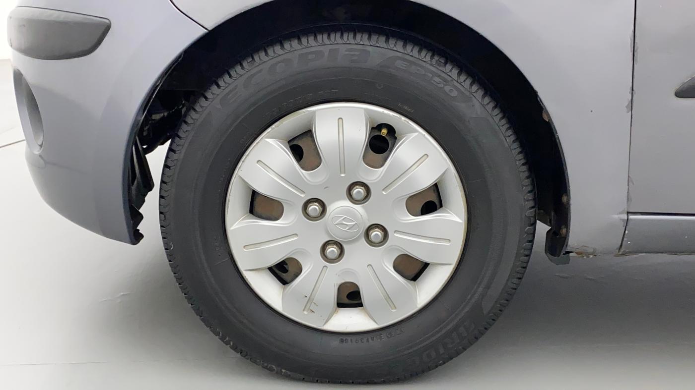 2010 Hyundai i10 MAGNA 1.2, Petrol, Manual, 1,06,126 km, Left Front Wheel