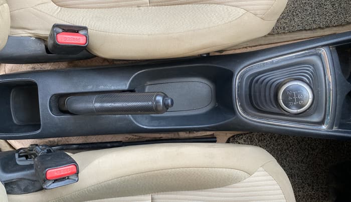 2019 Honda Amaze 1.2L I-VTEC S, Petrol, Manual, 70,436 km, Gear Lever