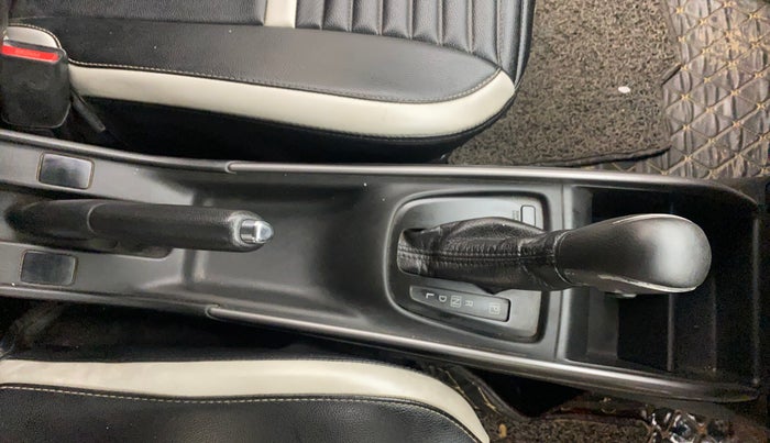 2021 Toyota Glanza V CVT, Petrol, Automatic, 93,678 km, Gear Lever