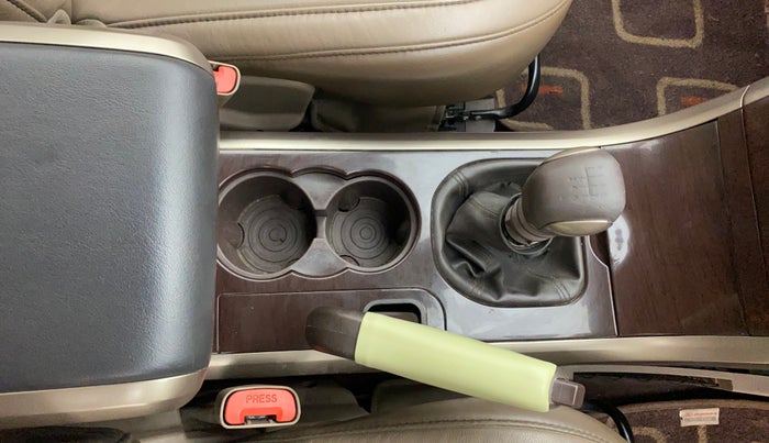 2013 Mahindra XUV500 W8, Diesel, Manual, 91,336 km, Gear Lever