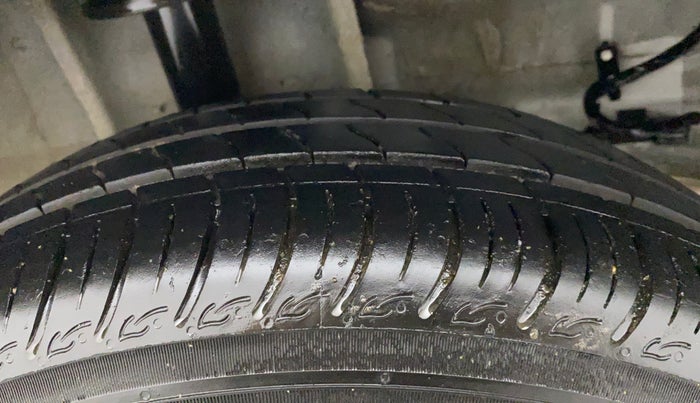 2023 Tata Tiago XM CNG, CNG, Manual, 22,265 km, Right Rear Tyre Tread