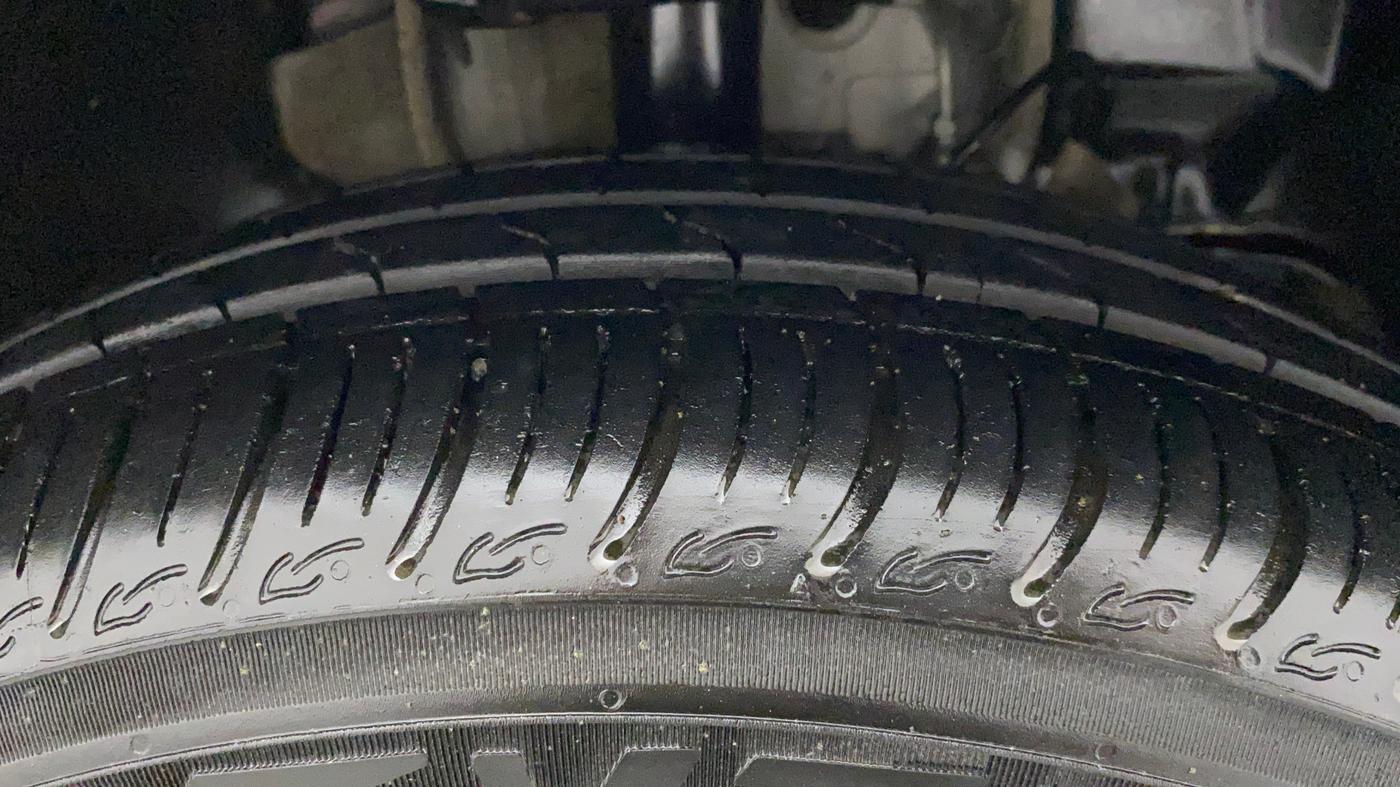 2023 Tata Tiago XM CNG, CNG, Manual, 22,265 km, Right Front Tyre Tread