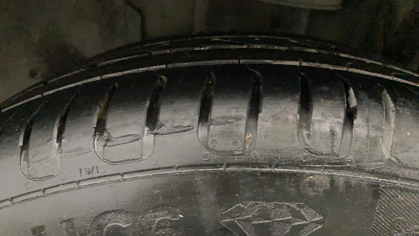 2018 Tata TIGOR XZ PETROL, Petrol, Manual, 44,327 km, Left Rear Tyre Tread
