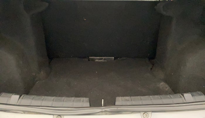 2018 Tata TIGOR XZ PETROL, Petrol, Manual, 44,327 km, Boot Inside