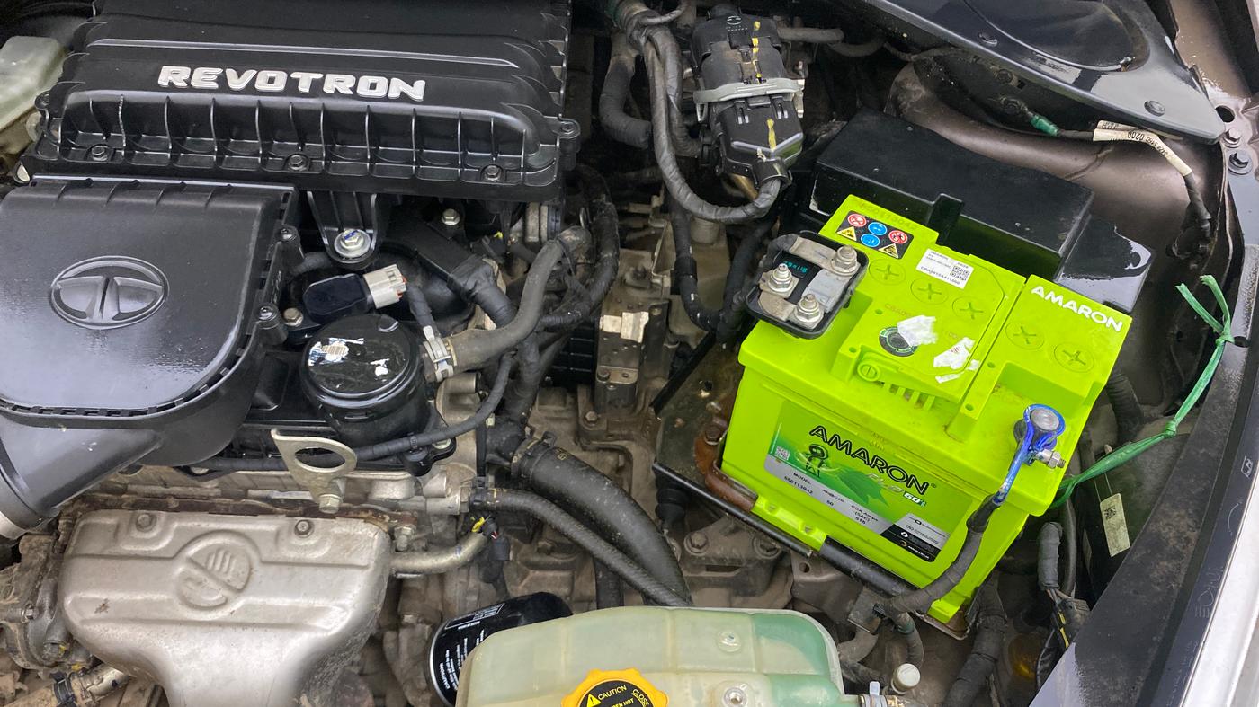 2018 Tata Tiago XZA PETROL, Petrol, Automatic, 50,427 km, Engine View - Left