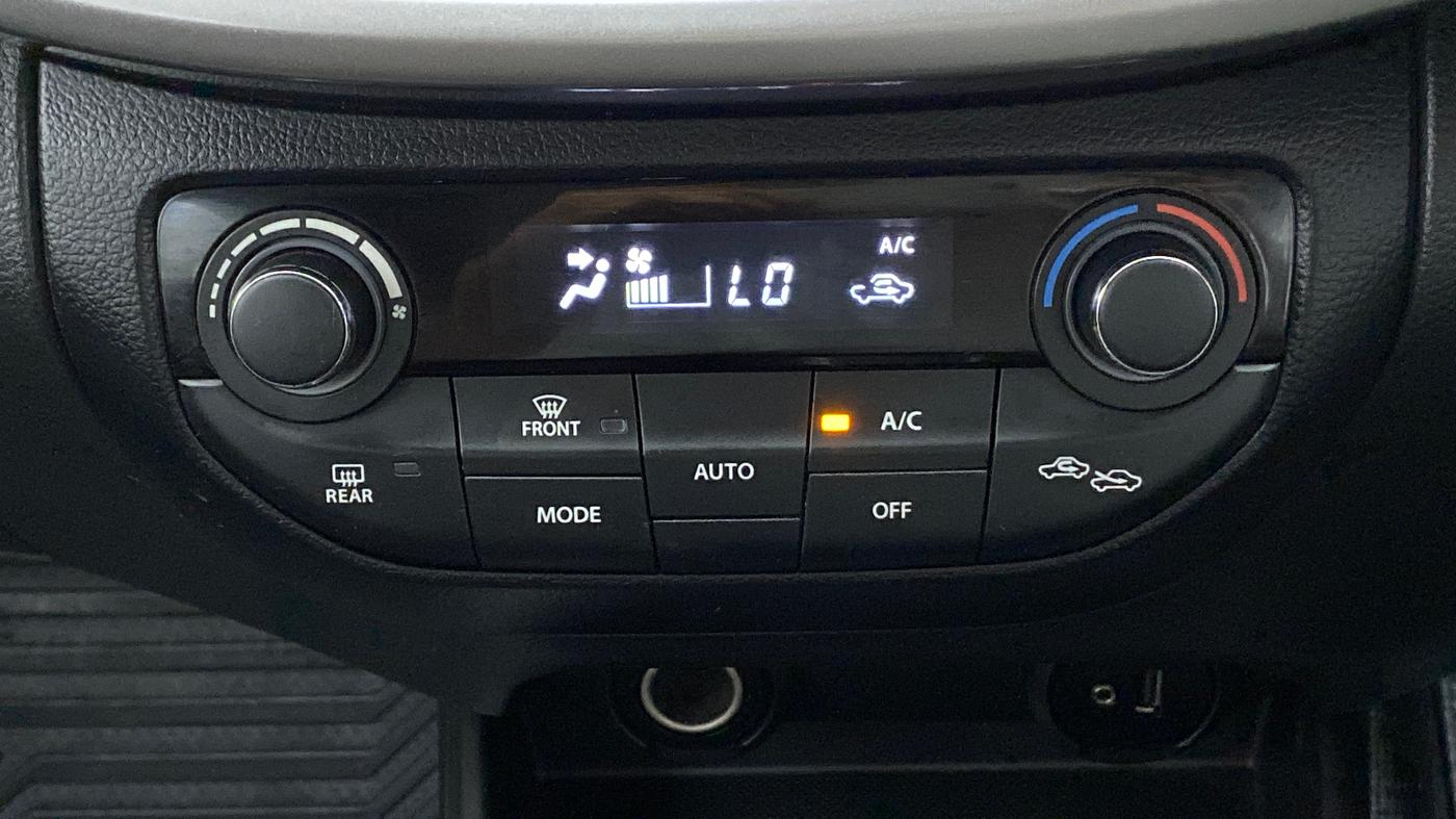 2019 Maruti XL6 ALPHA AT, Petrol, Automatic, 19,675 km, Automatic Climate Control