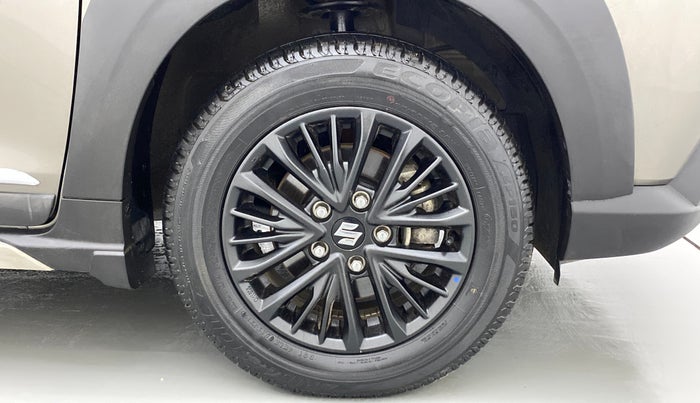 2019 Maruti XL6 ALPHA AT, Petrol, Automatic, 19,675 km, Right Front Wheel