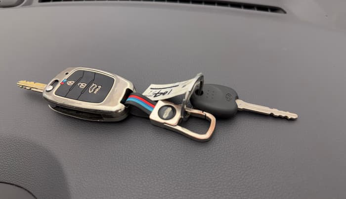 2019 Hyundai GRAND I10 NIOS SPORTZ AMT 1.2 KAPPA VTVT, Petrol, Automatic, 72,221 km, Key Close Up