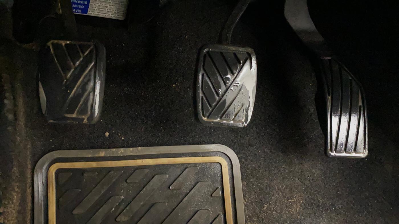 2022 Maruti S Cross ZETA 1.5, Petrol, Manual, 87,740 km, Pedals