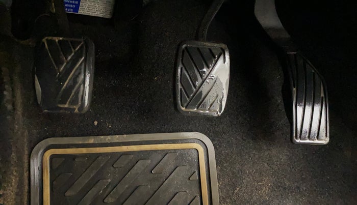 2022 Maruti S Cross ZETA 1.5, Petrol, Manual, 87,740 km, Pedals