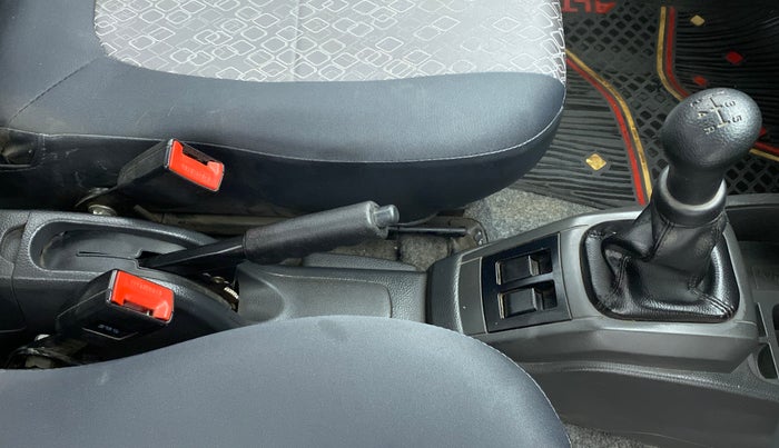 2019 Maruti Alto 800 LXI, Petrol, Manual, 17,781 km, Gear Lever