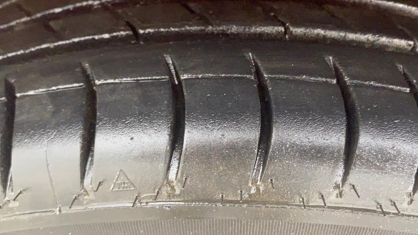 2019 Maruti Celerio VXI AMT, Petrol, Automatic, 48,614 km, Left Front Tyre Tread