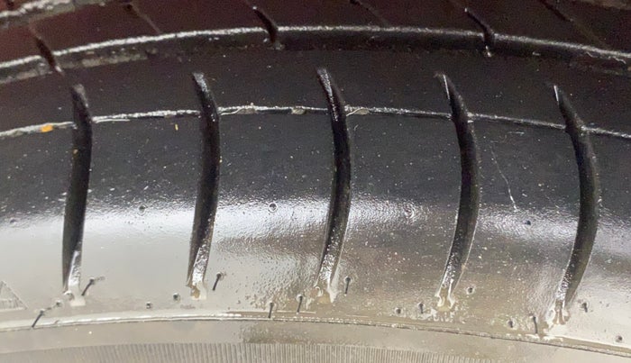 2019 Maruti Celerio VXI AMT, Petrol, Automatic, 48,614 km, Left Rear Tyre Tread