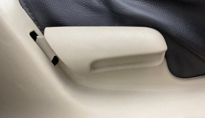 2019 Maruti Celerio VXI AMT, Petrol, Automatic, 48,614 km, Driver Side Adjustment Panel