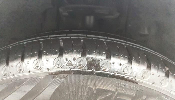 2025 Tata Tiago XTA CNG , CNG, Automatic, 3,158 km, Right Front Tyre Tread