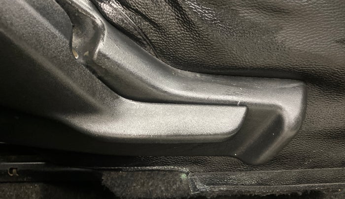 2022 Maruti Celerio ZXI, Petrol, Manual, 1,11,227 km, Driver Side Adjustment Panel