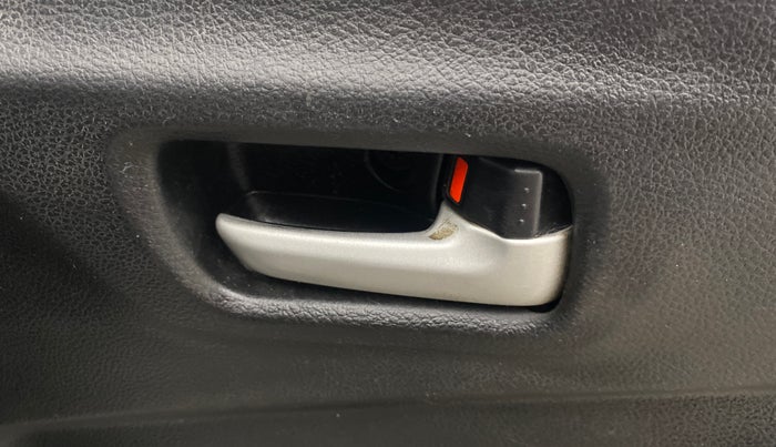 2022 Maruti Celerio ZXI, Petrol, Manual, 1,11,227 km, Driver Side Door Panels Control