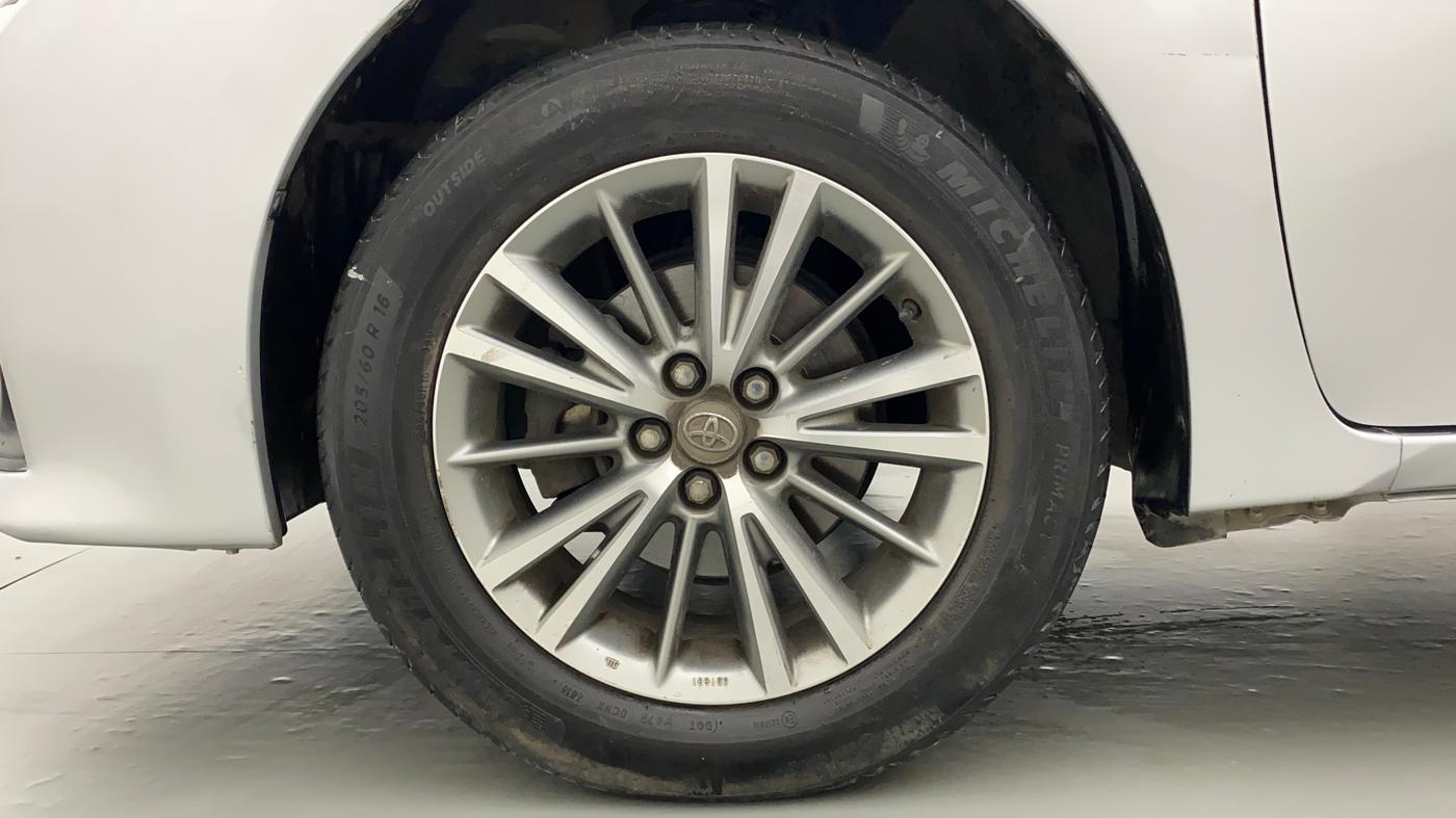 2014 Toyota Corolla Altis VL AT PETROL, Petrol, Automatic, 85,843 km, Left Front Wheel