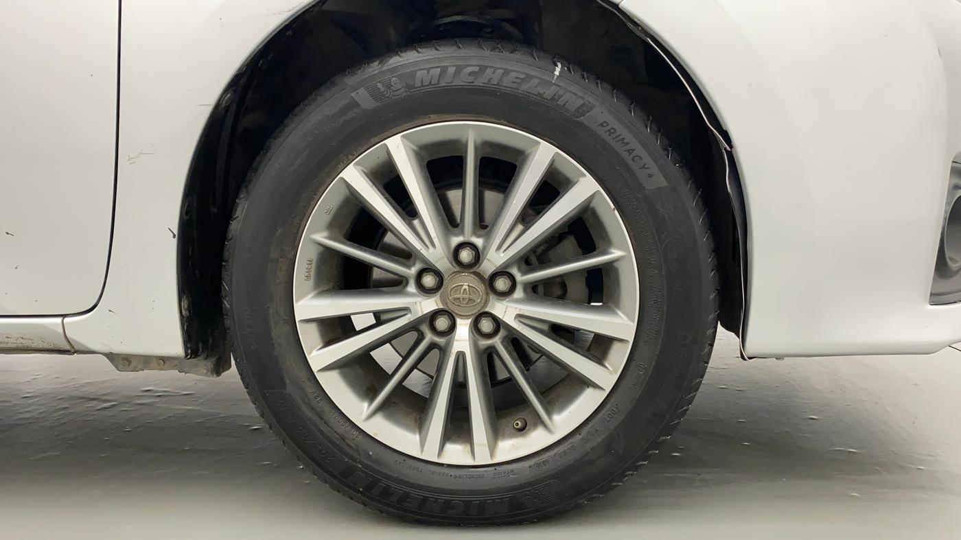 2014 Toyota Corolla Altis VL AT PETROL, Petrol, Automatic, 85,843 km, Right Front Wheel
