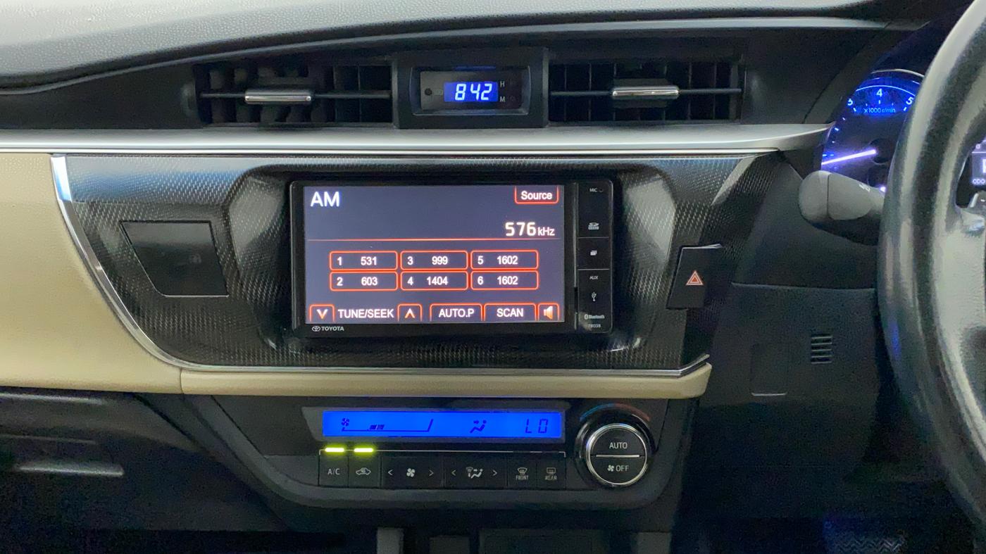 2014 Toyota Corolla Altis VL AT PETROL, Petrol, Automatic, 85,843 km, Air Conditioner