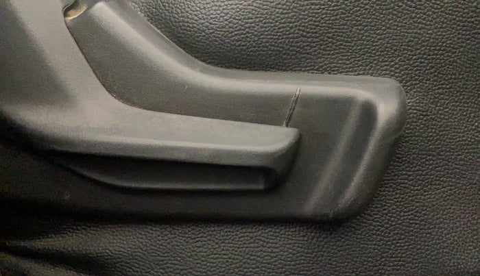 2019 Maruti Swift LXI, Petrol, Manual, 48,630 km, Driver Side Adjustment Panel