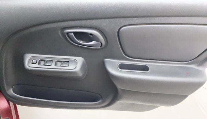 2011 Maruti Alto LXI, Petrol, Manual, 23,303 km, Driver Side Door Panels Control