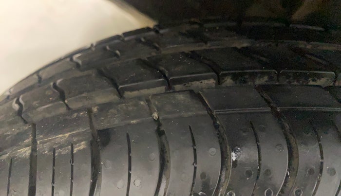 2023 Renault Kwid RXL 1.0, Petrol, Manual, 72,665 km, Right Rear Tyre Tread