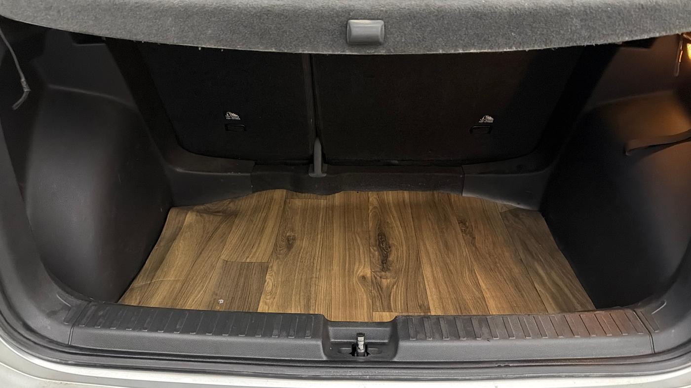 2021 Volkswagen TAIGUN GT PLUS 1.5 TSI DSG, Petrol, Automatic, 91,073 km, Boot Inside