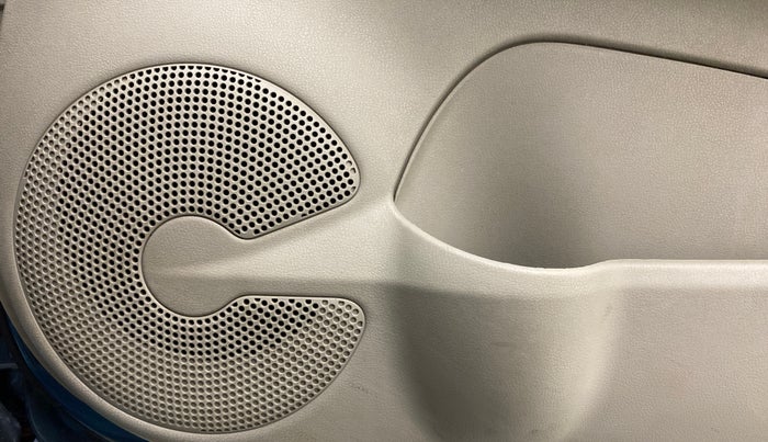 2013 Nissan Micra XV CVT, Petrol, Automatic, 81,381 km, Speaker