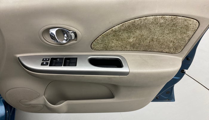 2013 Nissan Micra XV CVT, Petrol, Automatic, 81,381 km, Driver Side Door Panels Control