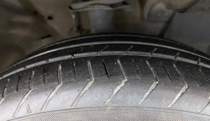 2013 Nissan Micra XV CVT, Petrol, Automatic, 81,381 km, Right Front Tyre Tread