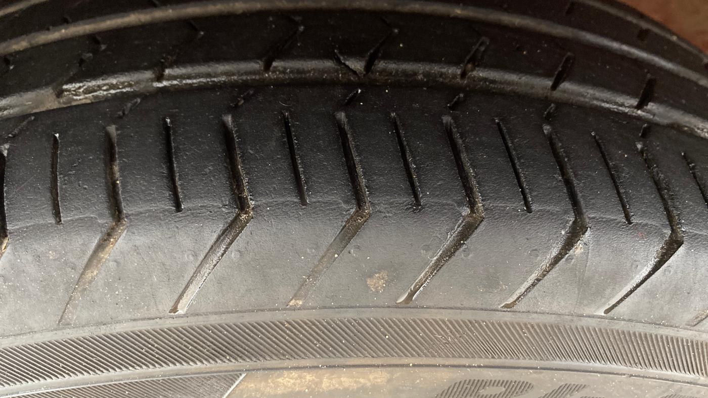 2024 Maruti Celerio ZXI PLUS, Petrol, Manual, 12,530 km, Left Front Tyre Tread