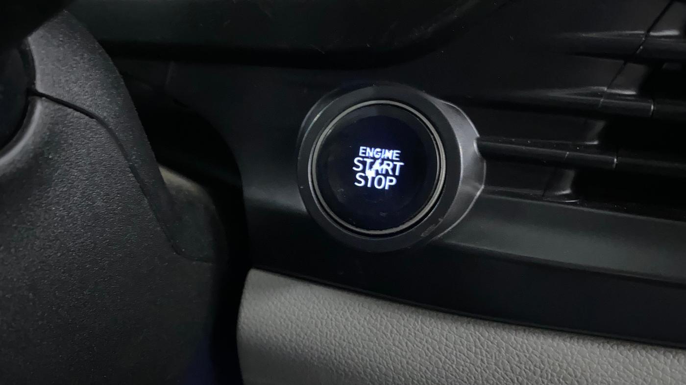 2025 Hyundai NEW I20 ASTA (O) 1.2 MT, Petrol, Manual, 10,726 km, Keyless Start/ Stop Button