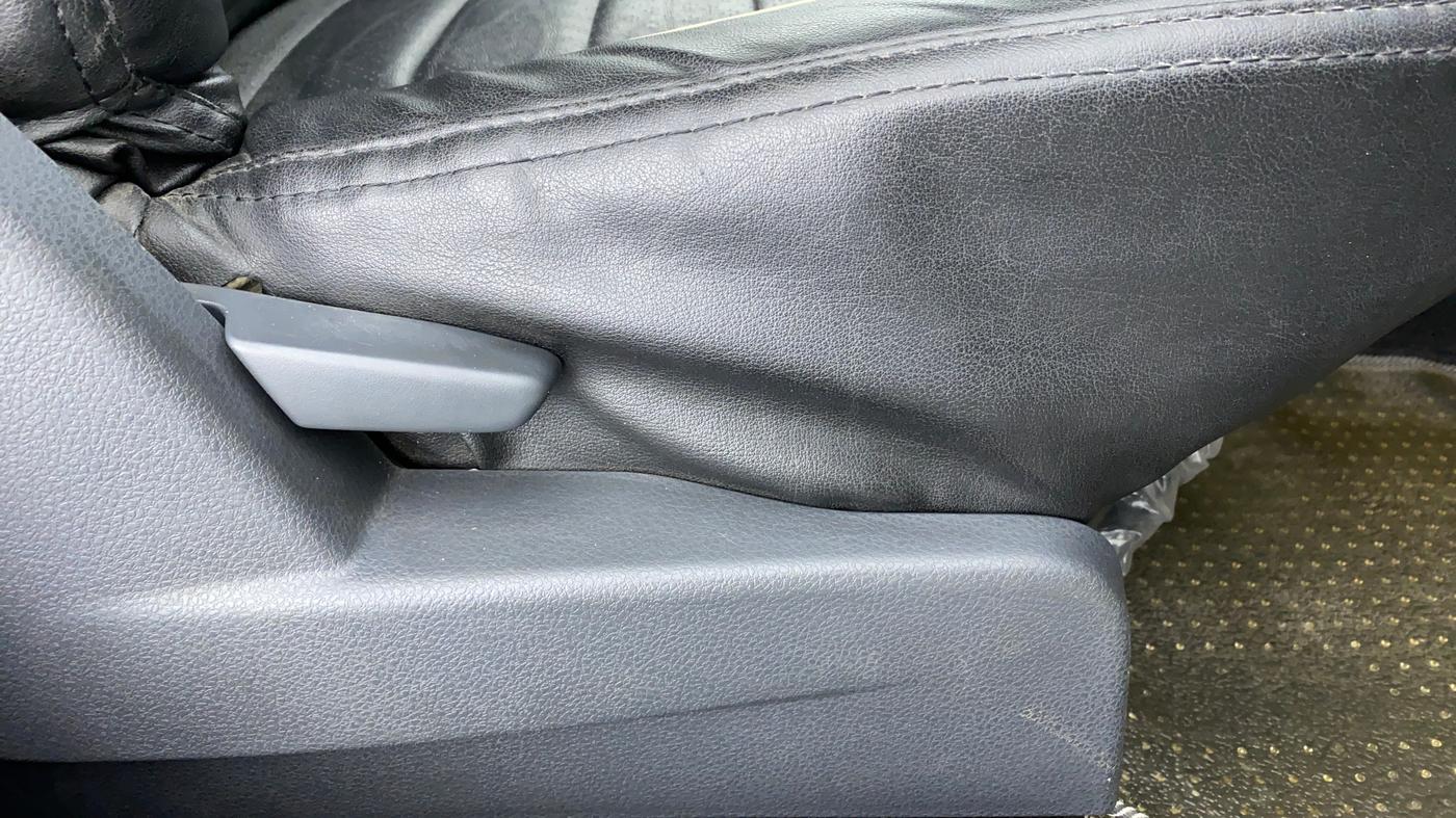 2014 Renault Duster 85 PS RXL OPT, Diesel, Manual, 61,943 km, Driver Side Adjustment Panel