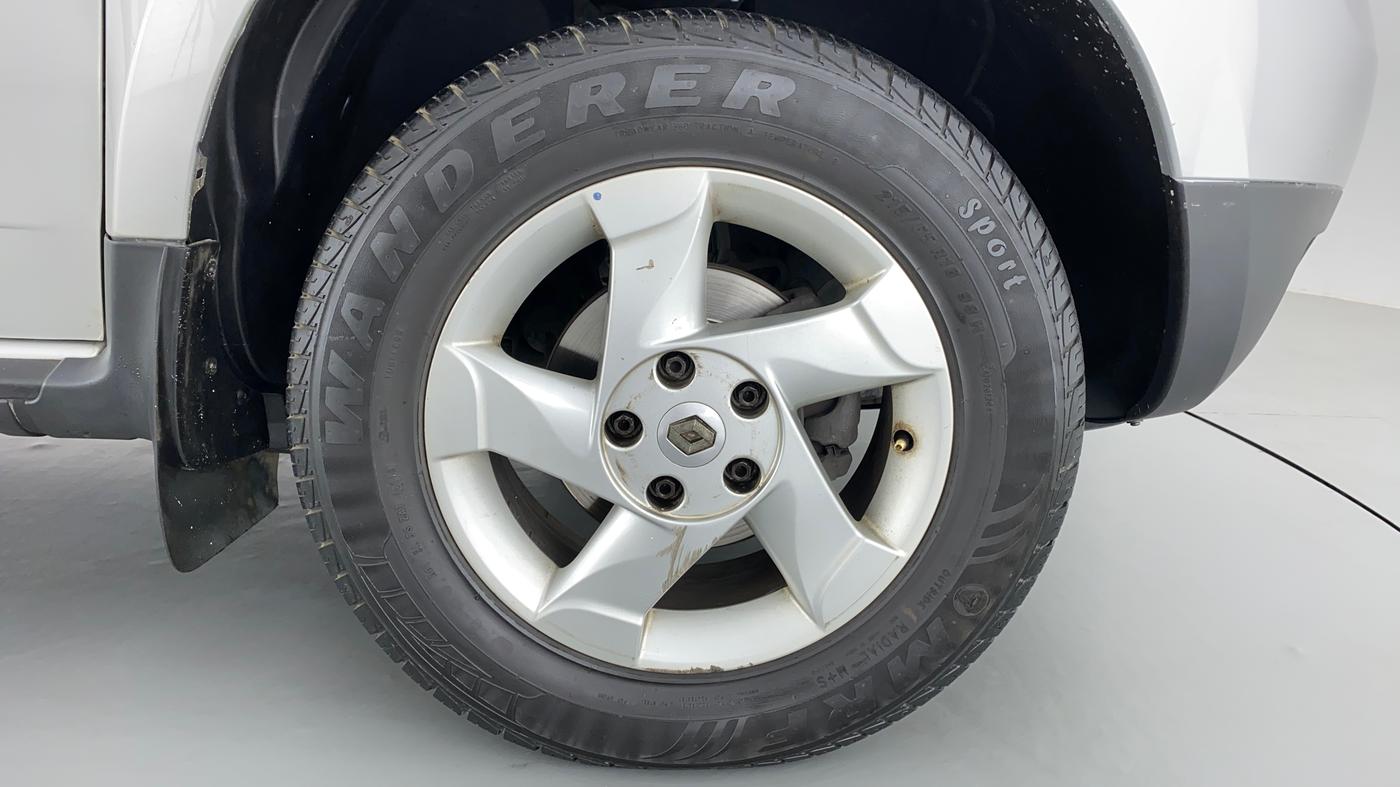 2014 Renault Duster 85 PS RXL OPT, Diesel, Manual, 61,943 km, Right Front Wheel