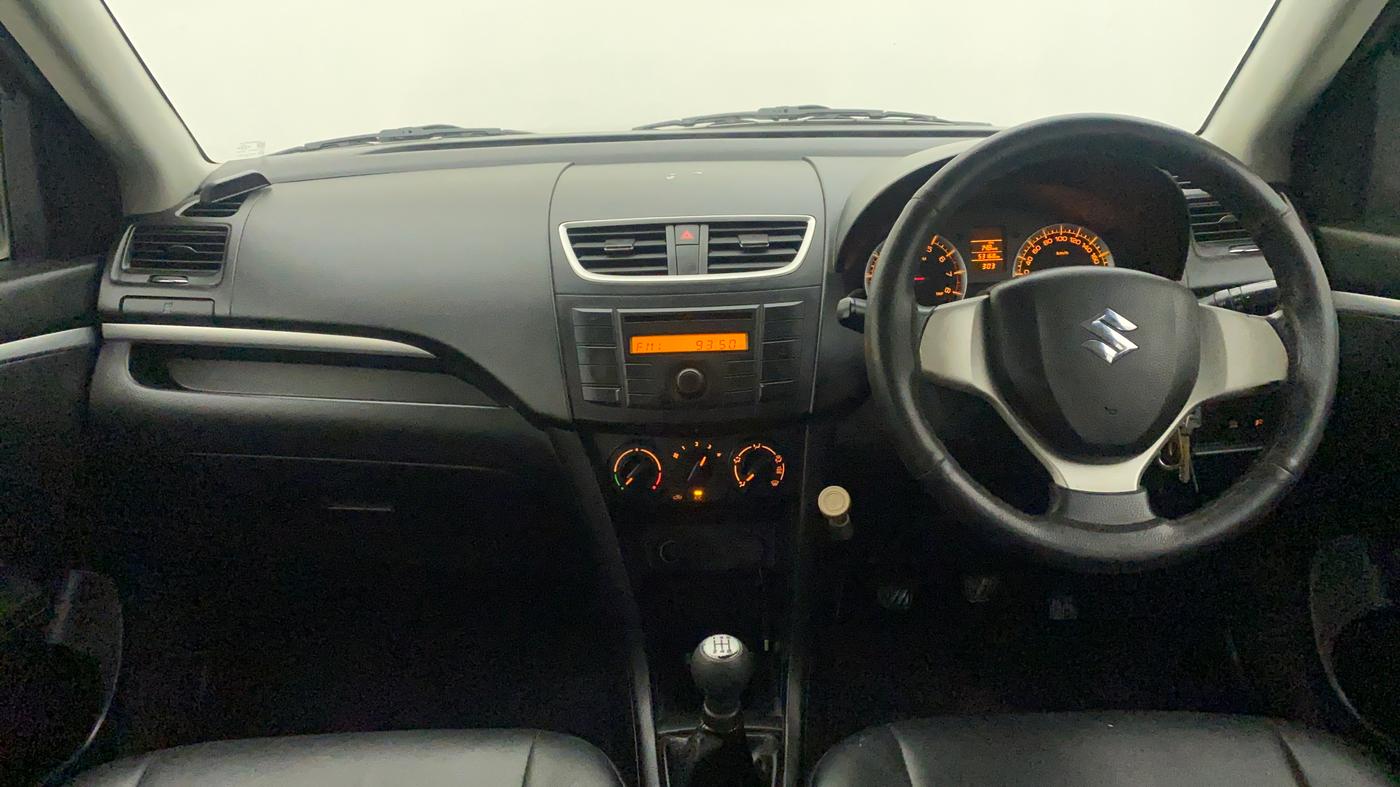 2014 Maruti Swift VXI, Petrol, Manual, 53,448 km, Dashboard
