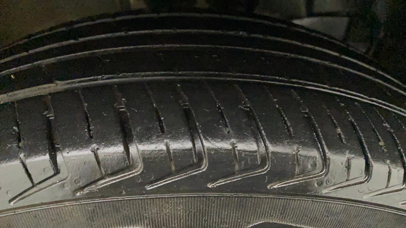 2020 Maruti New Wagon-R LXI CNG (O) 1.0, CNG, Manual, 53,334 km, Right Front Tyre Tread