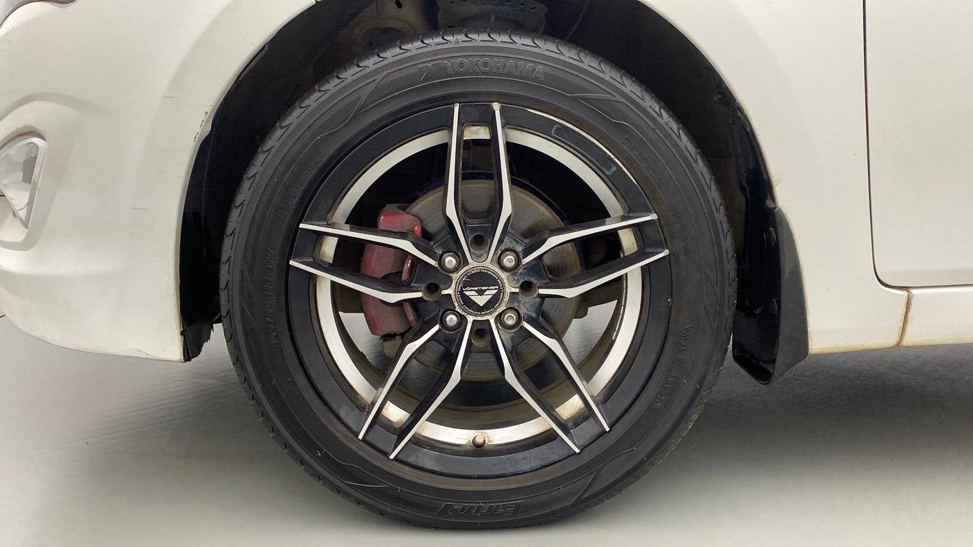 2016 Hyundai Verna FLUIDIC 1.6 SX VTVT OPT, Petrol, Manual, 63,769 km, Left Front Wheel