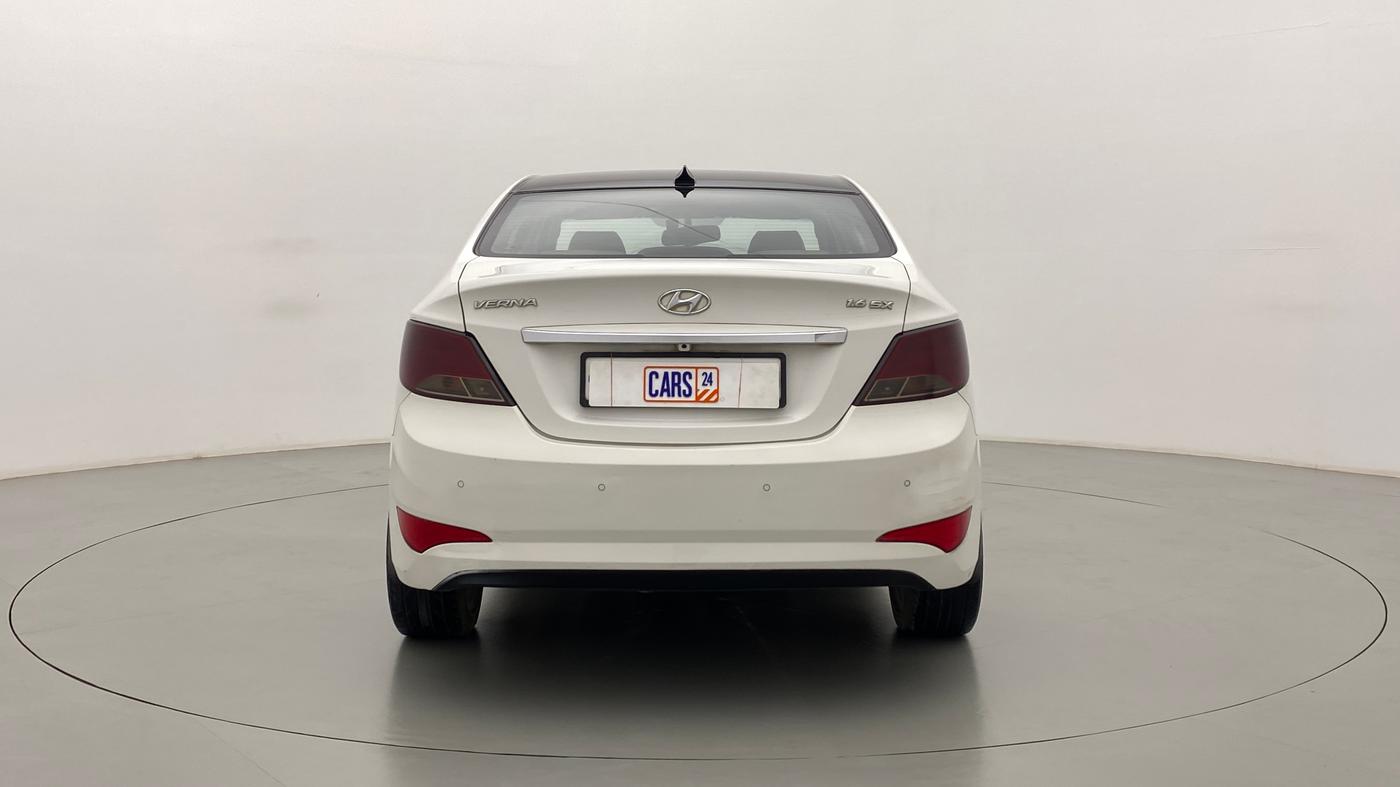 2016 Hyundai Verna FLUIDIC 1.6 SX VTVT OPT, Petrol, Manual, 63,769 km, Back/Rear