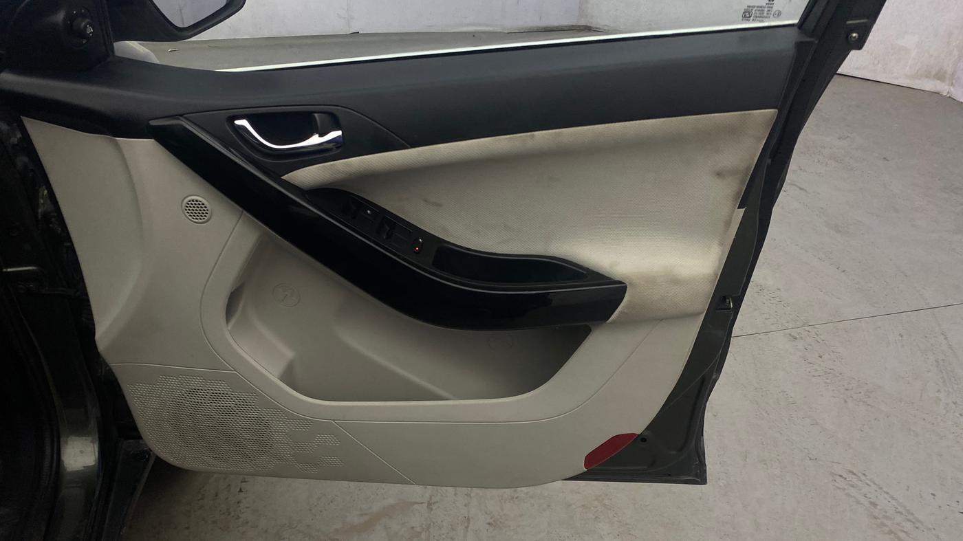 2021 Tata NEXON XZ PLUS PETROL SUNROOF, Petrol, Manual, 54,949 km, Driver Side Door Panels Control