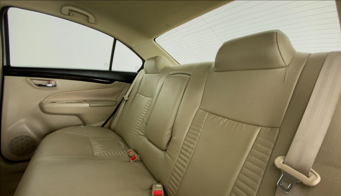 2017 Maruti Ciaz DELTA 1.4 MT PETROL, Petrol, Manual, 63,864 km, Right Side Rear Door Cabin
