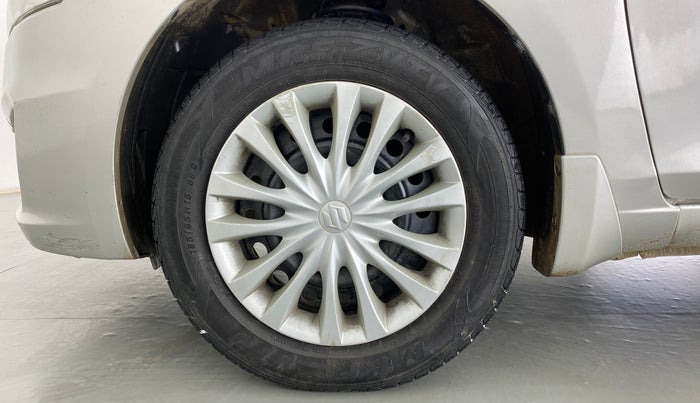 2017 Maruti Ciaz DELTA 1.4 MT PETROL, Petrol, Manual, 63,864 km, Left Front Wheel