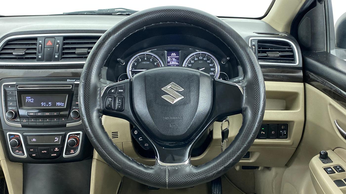 2017 Maruti Ciaz DELTA 1.4 MT PETROL, Petrol, Manual, 63,864 km, Steering Wheel Close Up