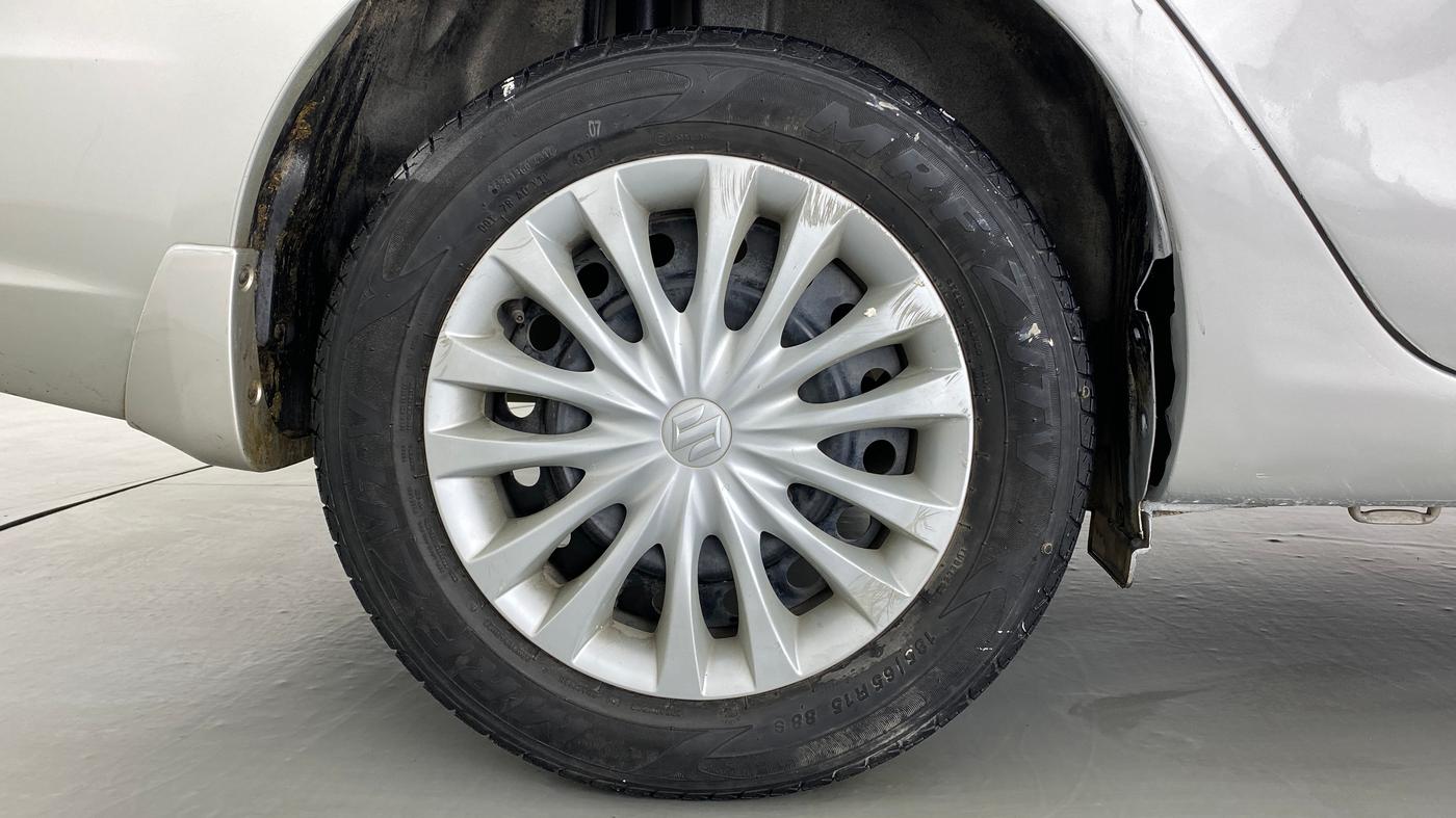 2017 Maruti Ciaz DELTA 1.4 MT PETROL, Petrol, Manual, 63,864 km, Right Rear Wheel